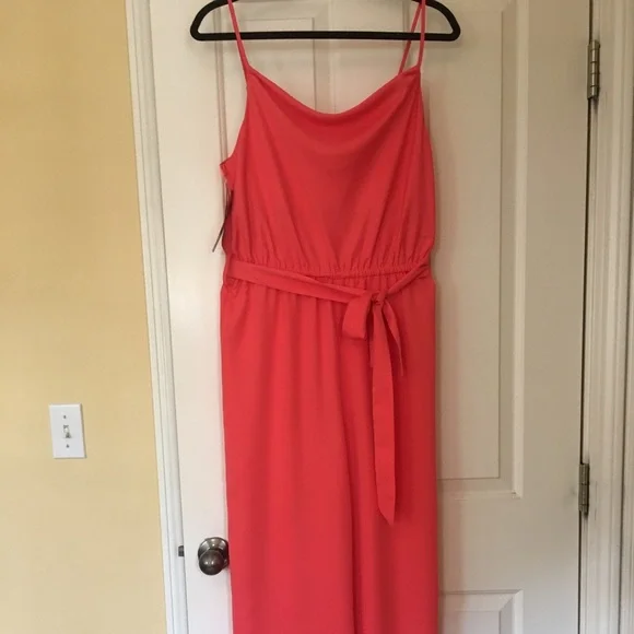 Evereve JOA Hollie Woodward Jumpsuit S M Coral NWT - Picture 3 of 6